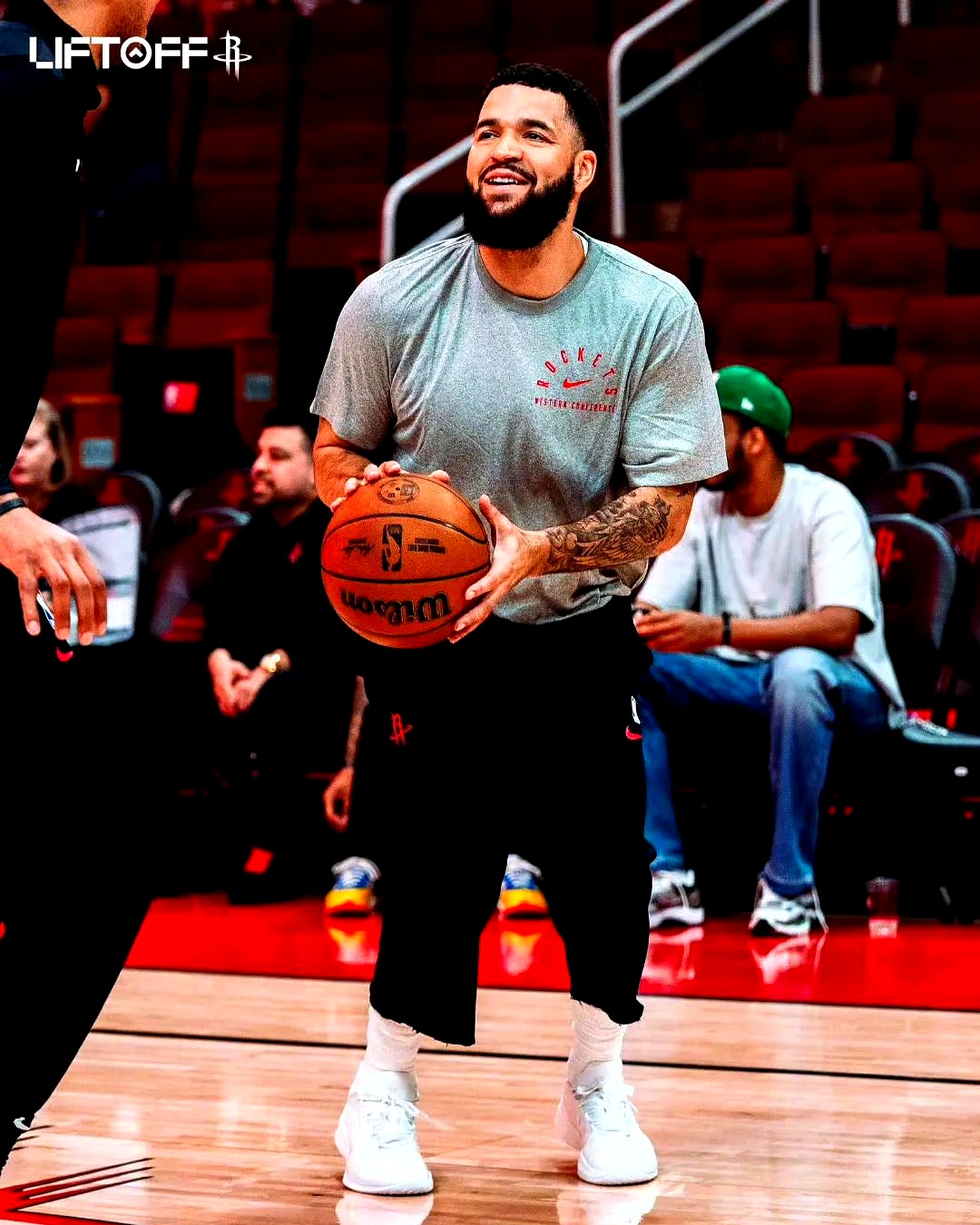 赛地聚焦——国王杯今晨热度飙升；休斯敦火箭手感冰凉；气氛紧张；纪律约束更严格(王者荣耀冬季赛)